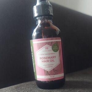 Leven Rose Natural Rosemary Hair Oil 2oz New